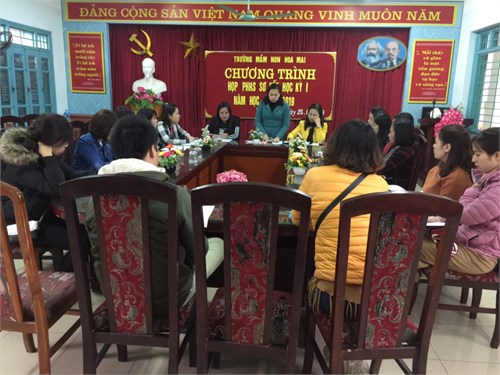 Trường mầm non Hoa Mai tổ chức họp phụ huynh học sinh sơ kết học kì I năm học 2018-2019 